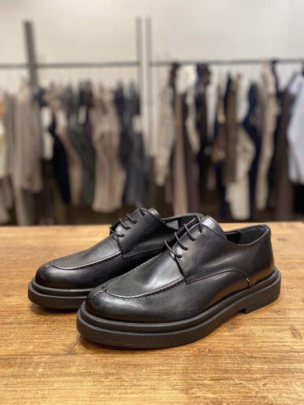 SCARPA STRINGATA OVER D