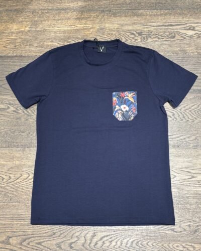 T-Shirt con Taschino in tessuto V2