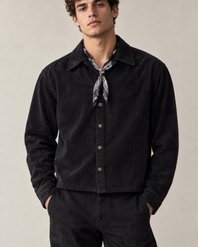 Giubbino nero stile casual