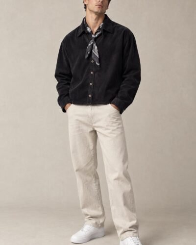 Giubbino nero stile casual