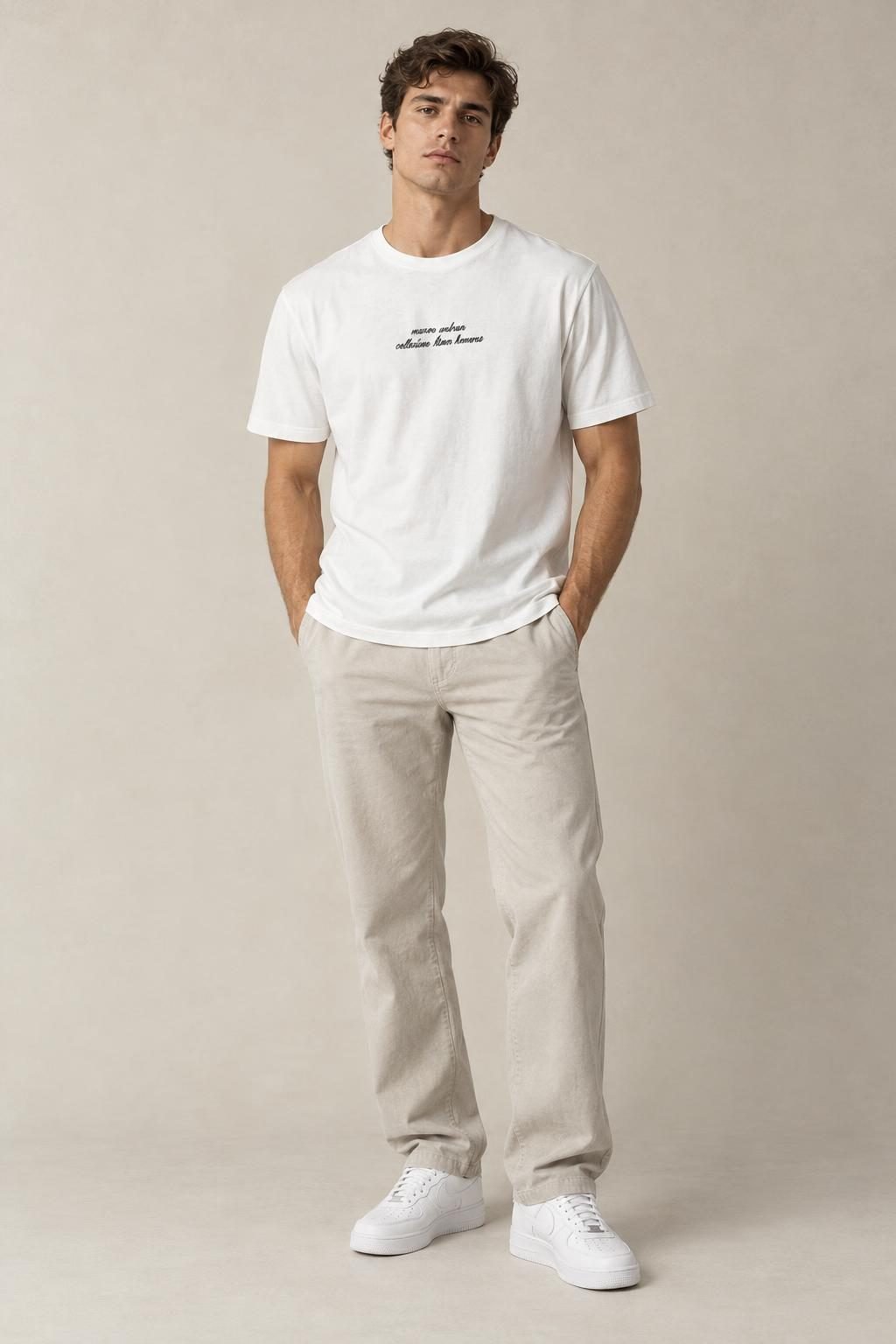 T-shirt bianca con scritta