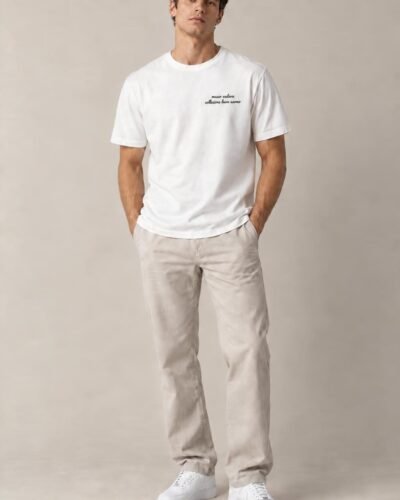 T-shirt bianca con scritta